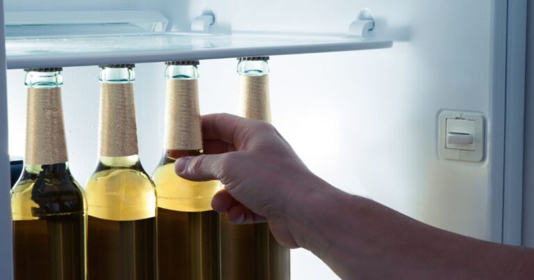 Conserto de Cervejeira na Zona Leste | Assistência Perto de Mim Cervejeira não gela